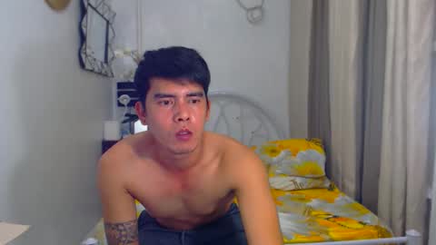 Snapshot of davidrocero chatting on February 13, 7:24 am davidrocero online show from February 13, 7:24 am