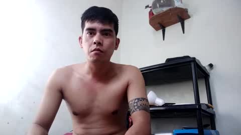Snapshot of davidrocero chatting on December 7, 7:38 am davidrocero online show from December 7, 7:38 am