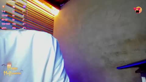 Snapshot of daviid_huge chatting on October 22, 2:10 pm daviid_huge online show from October 22, 2:10 pm