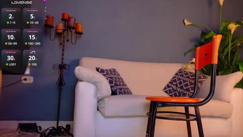 Snapshot of daviid_huge chatting on September 11, 8:24 am daviid_huge online show from September 11, 8:24 am