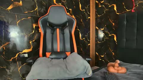 davilap toyboy online show from February 6, 11:40 am