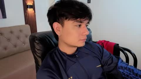 davoxer online show from April 22, 3:46 am