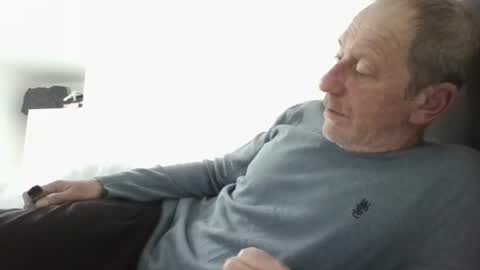 davyboi15 online show from April 12, 4:41 pm