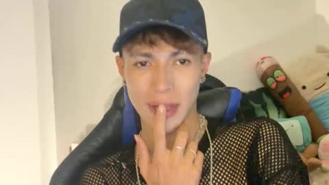 Daxon online show from March 20, 6:28 am