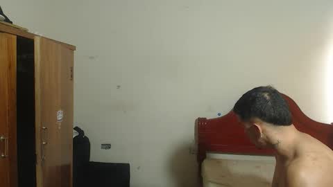 Dylon online show from February 24, 6:52 pm