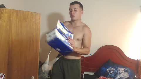 Dylon online show from February 1, 7:23 pm