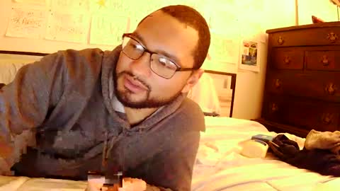 Snapshot of dbeamon92 chatting on September 18, 1:40 am dbeamon92 online show from September 18, 1:40 am