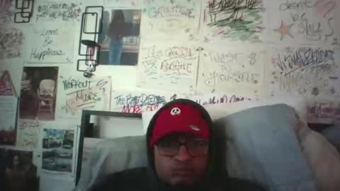 dbeamon92 online show from April 27, 3:52 pm