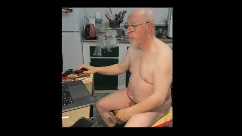 Daniel online show from March 27, 11:00 am