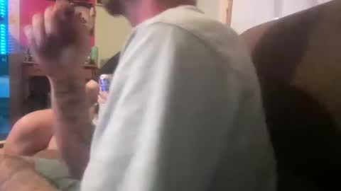 dcwells1992 online show from October 18, 3:11 am