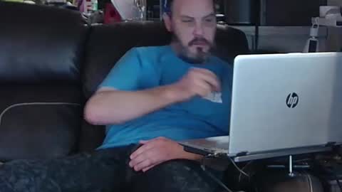 Snapshot of ddboobman chatting on March 5, 10:01 pm want girl to play with me online show from March 5, 10:01 pm