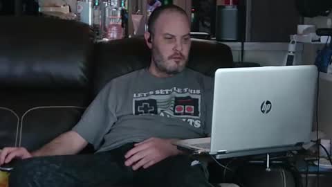 Snapshot of ddboobman chatting on February 15, 10:00 pm want girl to play with me online show from February 15, 10:00 pm