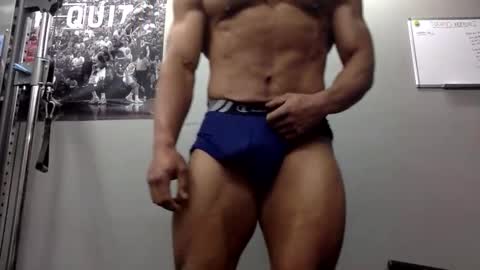 ddlover7321 online show from February 5, 4:19 am