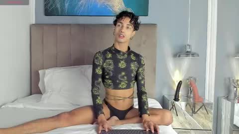 dean_scott online show from February 18, 11:33 am