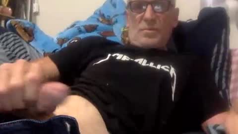 Snapshot of deanofflove221000 chatting on October 24, 4:14 am deanofflove221000 online show from October 24, 4:14 am