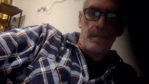 Snapshot of deanofflove221000 chatting on October 20, 5:22 am deanofflove221000 online show from October 20, 5:22 am