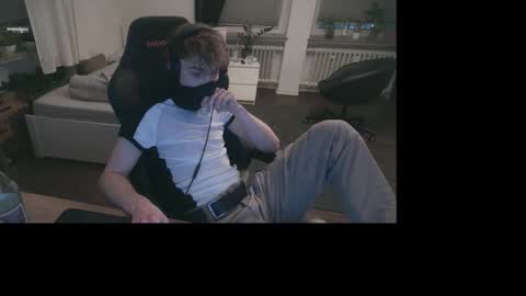 Dean online show from October 28, 5:59 pm