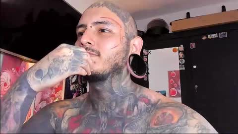 Snapshot of death_ink666 chatting on January 19, 8:19 pm online show from January 19, 8:19 pm