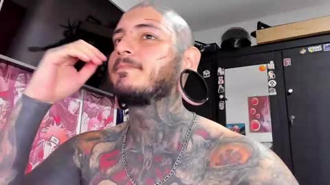 Snapshot of death_ink666 chatting on December 3, 7:33 pm online show from December 3, 7:33 pm