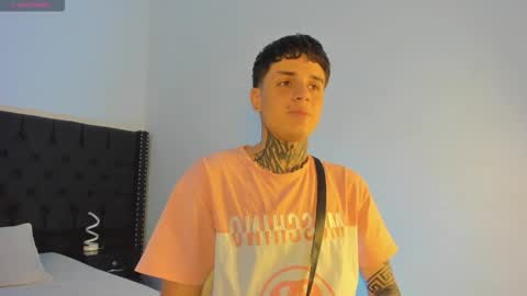 declan_fox online show from November 2, 5:12 am