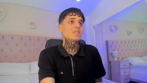 declan_fox online show from October 19, 5:56 am