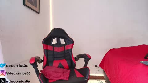 Santiago online show from April 18, 7:58 pm