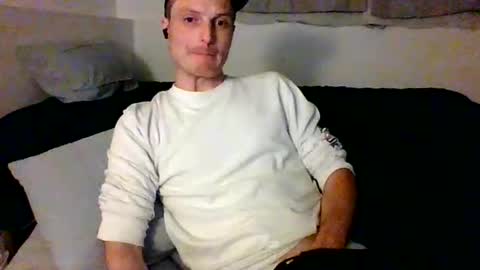 Dee4dayz online show from June 11, 2:00 am