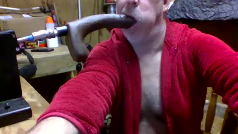 Snapshot of deepthroat227 chatting on March 2, 10:13 pm Deepthroat My Big Dildos online show from March 2, 10:13 pm