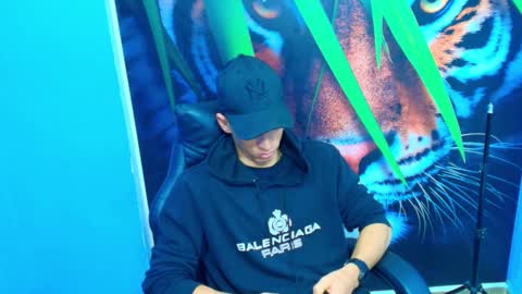 Snapshot of deiby_baby chatting on September 19, 7:46 pm DEIBY online show from September 19, 7:46 pm