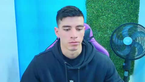 Snapshot of deiby_baby chatting on February 17, 7:31 pm DEIBY online show from February 17, 7:31 pm