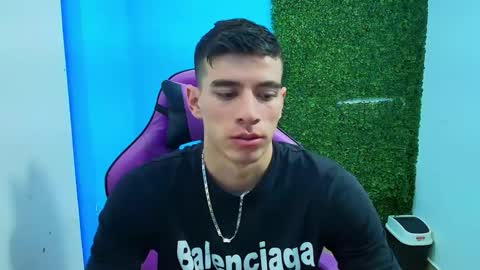 Snapshot of deiby_baby chatting on January 17, 9:43 pm DEIBY online show from January 17, 9:43 pm
