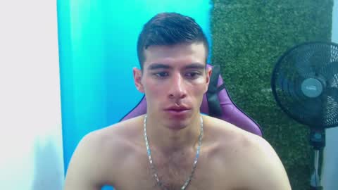 Snapshot of deiby_baby chatting on January 7, 8:42 pm DEIBY online show from January 7, 8:42 pm
