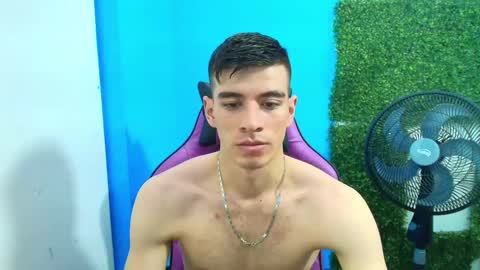 Snapshot of deiby_baby chatting on January 29, 7:00 pm DEIBY online show from January 29, 7:00 pm