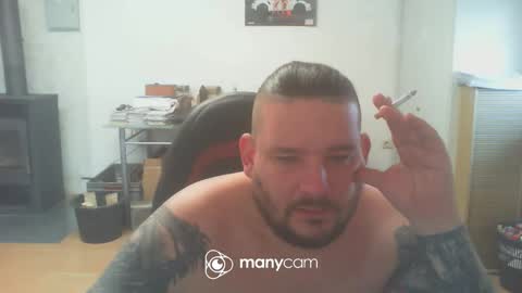 Snapshot of deinspielzeug87 chatting on January 30, 2:25 pm deinspielzeug87 online show from January 30, 2:25 pm