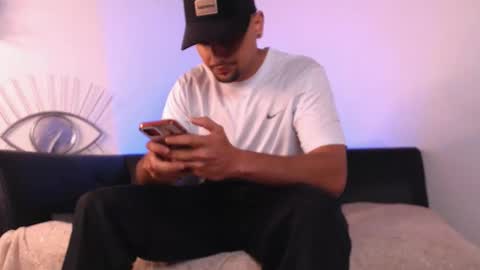 Snapshot of deivy_gram chatting on October 1, 5:00 am DEIVY online show from October 1, 5:00 am