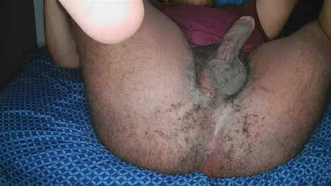 Deku  izuku3498 online show from April 10, 7:04 am