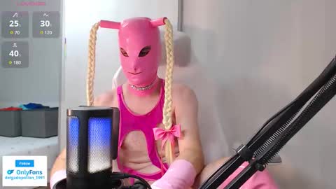 Snapshot of delgadopollon_1991 chatting on October 11, 10:25 pm Mster X online show from October 11, 10:25 pm