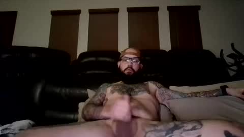 delotrolado1981 online show from February 8, 5:24 am