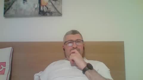 demarco1977 online show from March 25, 11:31 pm