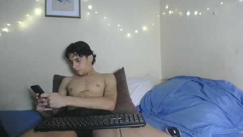 Snapshot of demeter_salviati chatting on February 28, 7:03 pm Demeter Salviati online show from February 28, 7:03 pm