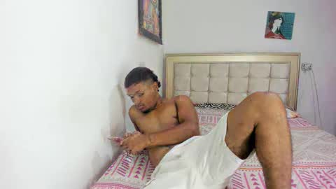 Snapshot of demol_latin chatting on January 14, 10:34 pm MASTER DAV online show from January 14, 10:34 pm