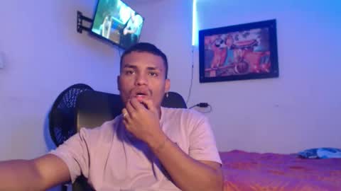 Snapshot of demol_latin chatting on October 3, 7:08 pm MASTER DAV online show from October 3, 7:08 pm
