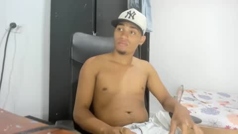 Snapshot of demol_latin chatting on December 20, 12:08 am MASTER DAV online show from December 20, 12:08 am