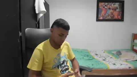 Snapshot of demol_latin chatting on December 2, 11:27 pm MASTER DAV online show from December 2, 11:27 pm