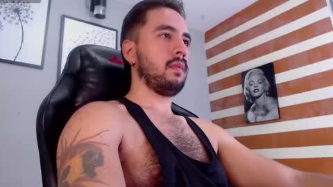 Snapshot of demon_salvatoree chatting on October 24, 1:07 am Demon Salvatore online show from October 24, 1:07 am