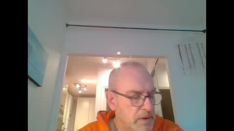 demundu online show from December 26, 8:18 am