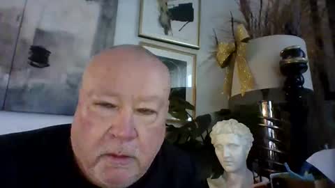 Snapshot of denboisvin2043 chatting on December 21, 12:38 pm denboisvin2043 online show from December 21, 12:38 pm