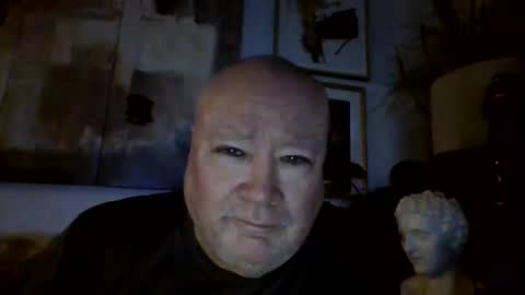 Snapshot of denboisvin2043 chatting on February 13, 11:39 am denboisvin2043 online show from February 13, 11:39 am