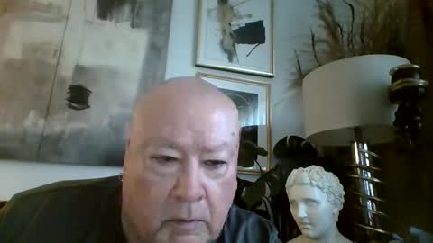 Snapshot of denboisvin2043 chatting on October 3, 11:04 am denboisvin2043 online show from October 3, 11:04 am