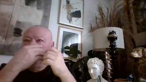 Snapshot of denboisvin2043 chatting on March 6, 11:58 am denboisvin2043 online show from March 6, 11:58 am